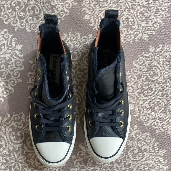 Fur lined Converse Booties - Picture 7 of 8